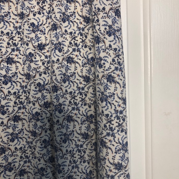 Dress - Picture 4 of 5